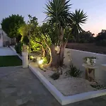 Premium 2025 Housing With Bbq